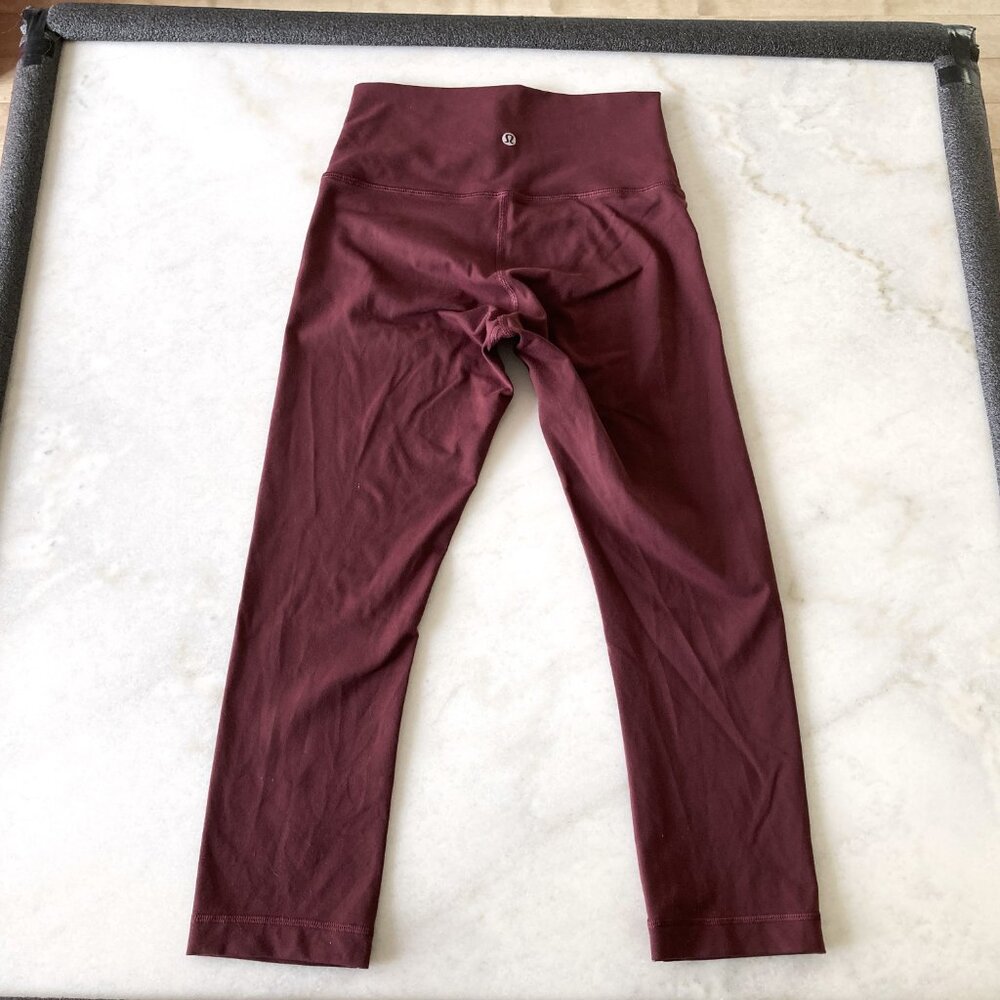 Like new! Lululemon Wunder Under Crop (Hi-Rise) Deep Luxe (burgundy maroon wine)